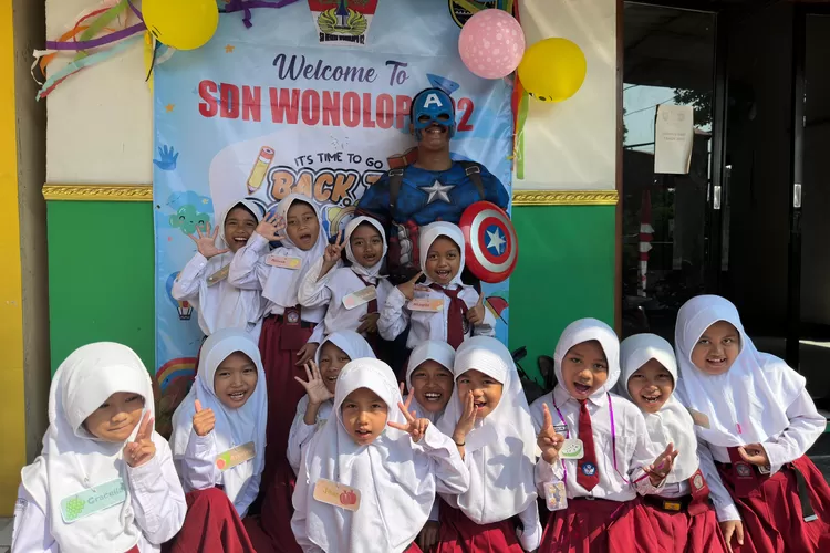 SDN Wonolopo 02 menggelar kegiatan Masa Pengenalan Lingkungan Sekolah (MPLS) dengan tema "Wonderia". (Dok. kontenjateng.com)