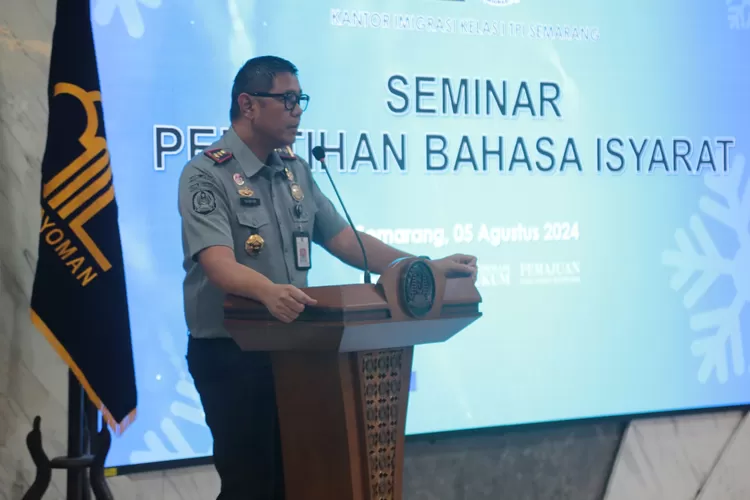 Imigrasi Semarang Adakan Pelatihan Bahasa Isyarat untuk Wujudkan Pelayanan Ramah HAM