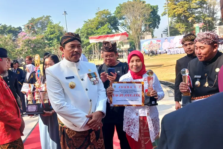 Juara I Lomba Desa dan Kelurahan Tingkat Jawa Tengah, Kelurahan Pudakpayung Siap Bersaing di Level Nasional