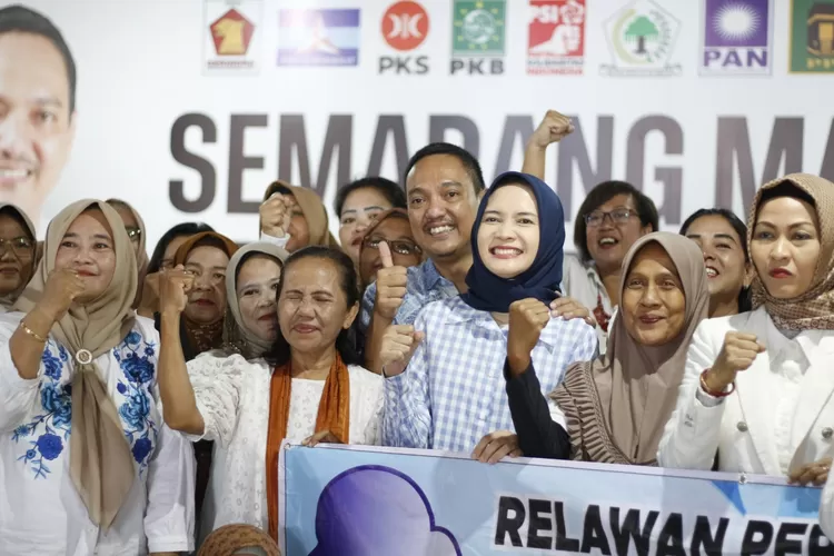 Organisasi relawan Permata Sejati mendeklarasikan dukungan untuk Yoyok Sukawi-Joko Santoso (Yoyok-Joss) dalam kontestasi Pemilihan Wali Kota dan Wakil Wali Kota (Pilwakot) Semarang 2024.