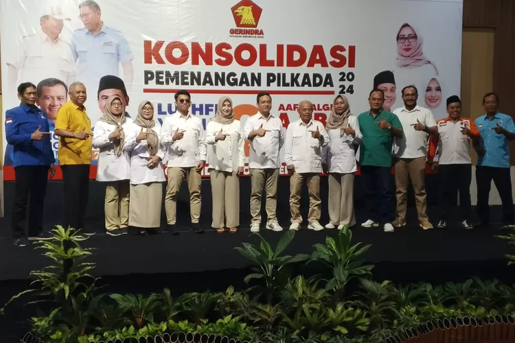 KONSOLIDASI : Partai Gerindra menggelar Konsolidasi Pemenangan Pilkada 2024 yang juga dihadiri sejumlah pimpinan partai koalisi. (KONTENJATENG.COM/Arif Prayoga)