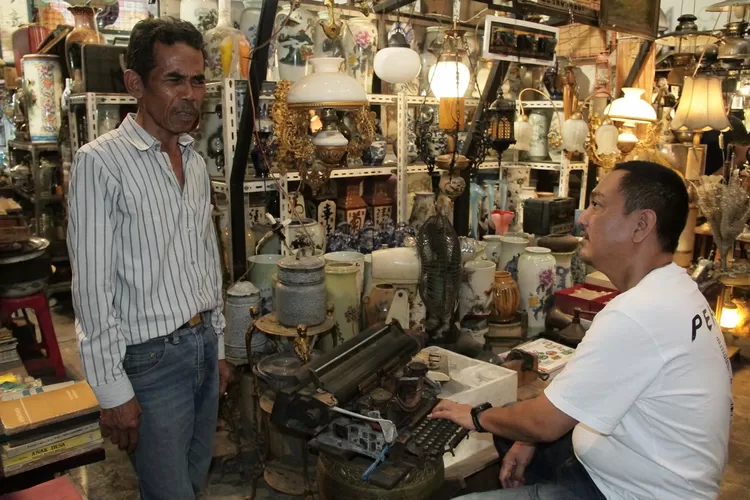 Keliling Kota Lama, Yoyok Sukawi Terima Masukan Pelestarian dan Pemanfaatan Cagar Budaya