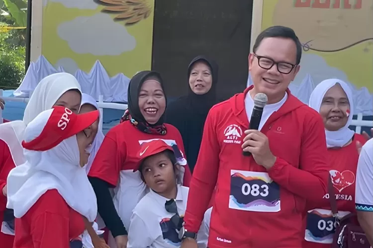 Potret Wakil Menteri Dalam Negeri (Wamendagri) RI,  Bima Arya Sugiarto. (Instagram.com/@bimaaryasugiarto)