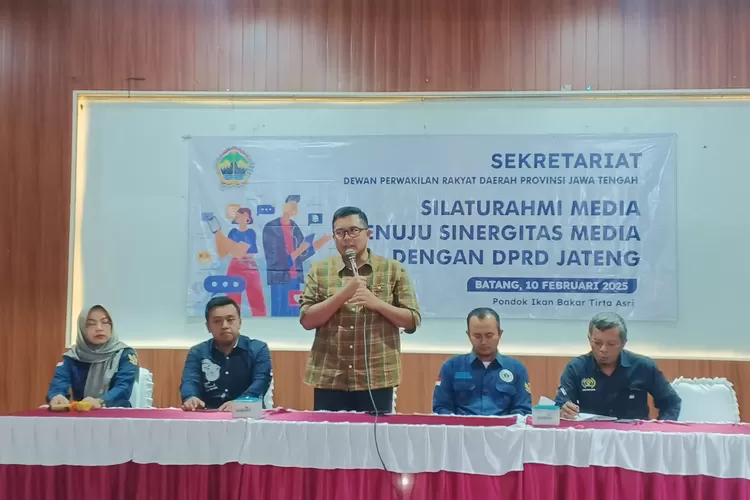 SAMBUTAN : Wakil Ketua DPRD Provinsi Jateng, Mohammad Saleh saat memberikan sambutan di&nbsp;Forum Group Discussion (FGD)&nbsp;bertajuk &lsquo;Silaturahmi Media menuju Sinergitas Media dengan DPRD Jateng'. (KONTENJATENG.COM/Arif Prayoga)
