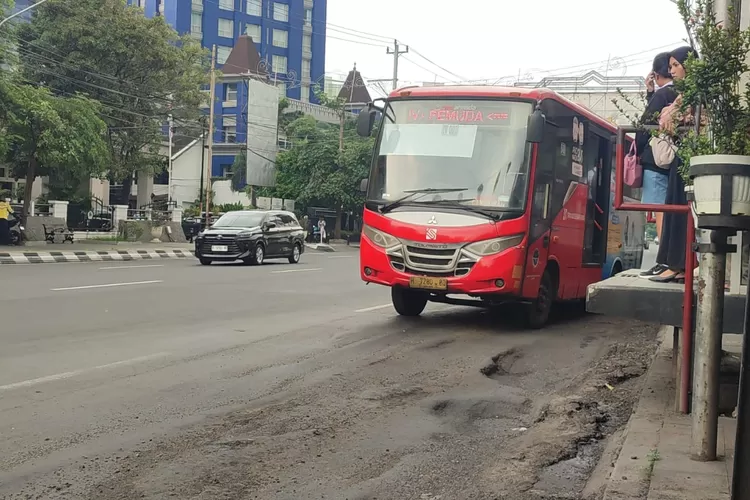 DPU Kota Semarang Siapkan Pembetonan Jalur BRT Halte Pemuda