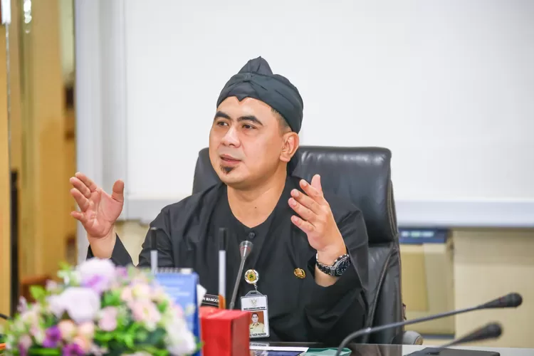 Validasi DT-SEN dan DTKS, Gus Yasin: Haji Antri Ibadah, Kalau Bantuan Warga Miskin, Masa Harus Antri?