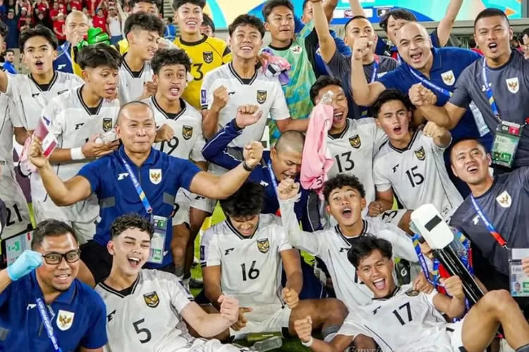 Potret para pemain hingga pelatih Timnas Indonesia U-17 yang lolos Piala Dunia Qatar 2025. (Instagram.com/@timnasindonesia)