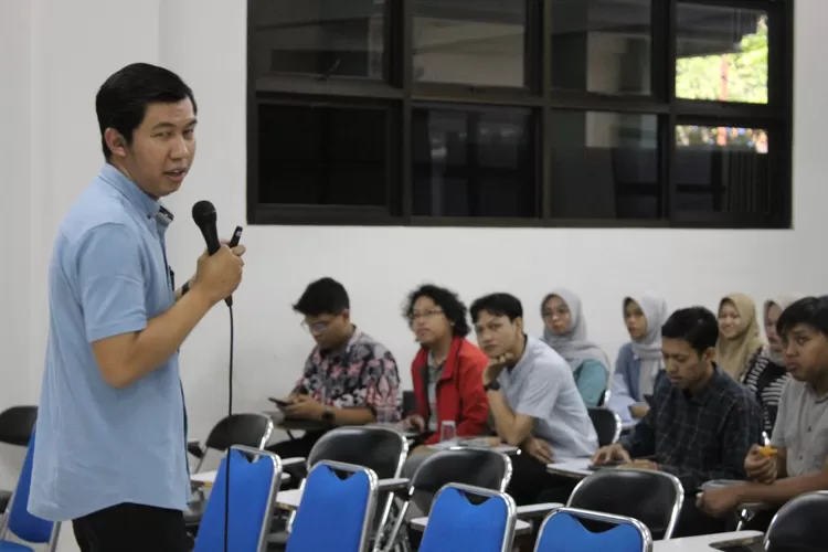 Tingkatkan Pemahaman Data Science dan Data Analytics, Himpunan Mahasiswa FTIK Universitas Semarang Gelar HIMMATISI Skill Up