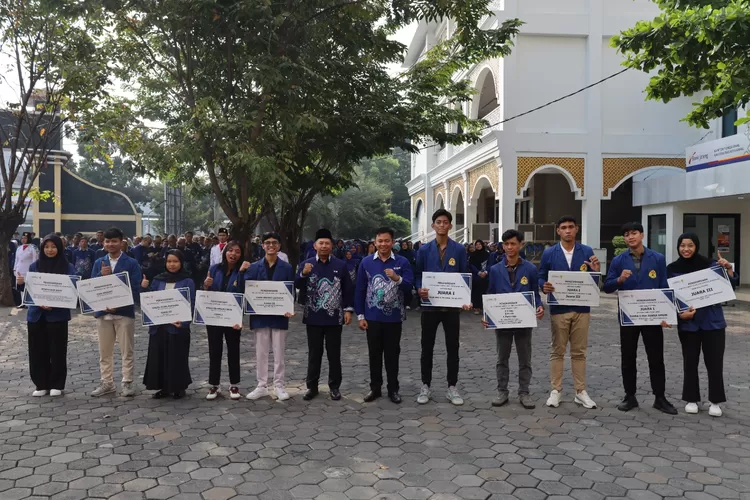 USM Beri Apresiasi Mahasiswa Berprestasi di Hari Pendidikan Nasional