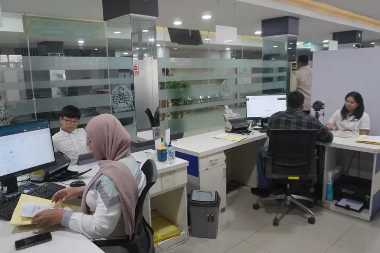 Imigrasi Semarang Hadirkan Pelayanan Paspor di Hari Sabtu, Si Semar Lembur