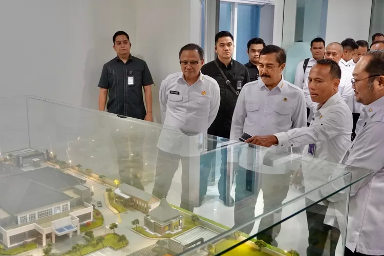 Gedung Baru, Semangat Baru: Menteri Imigrasi Dorong Peningkatan Layanan di Imigrasi Semarang