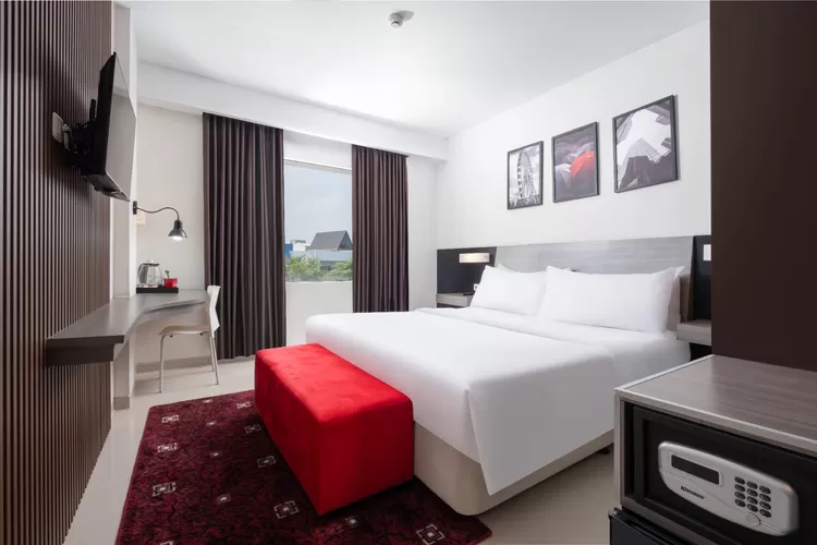 Hotel NEO Candi Simpang Lima Semarang Hadirkan Superior Premier Room, Tipe Kamar Terbaru dengan Fasilitas Modern dan Street View