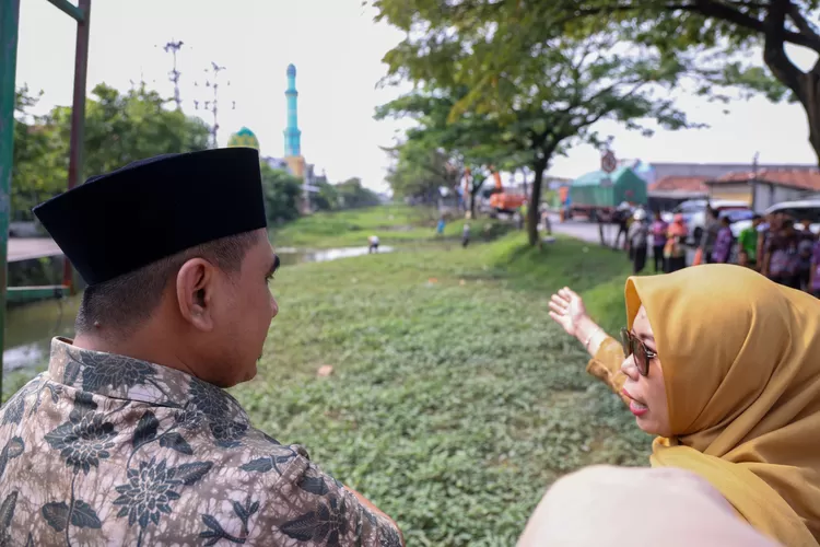 Wagub Jateng Cek Langsung Pengerukan Sungai Pelayaran Penyebab Rob Demak