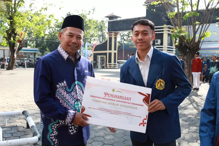 Mahasiswa Fakultas Hukum USM Raih Prestasi Gemilang di Tiga Kejuaraan Karate Tahun 2025