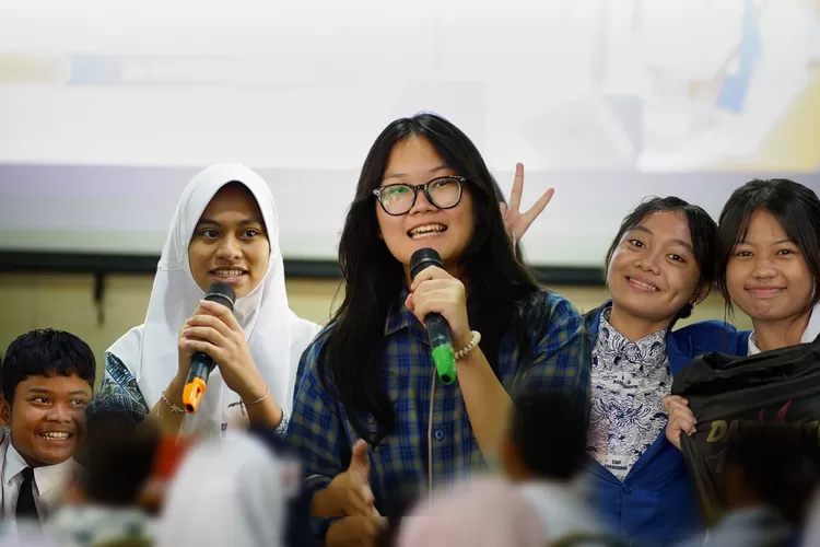 Tekan Prank Call 112, Pemkot Semarang Gelar Lapor Semarang Goes to School