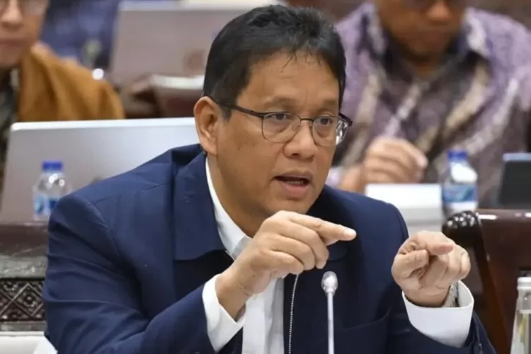 Menyoroti data Kemenkeu terkait dana APBD mengendap di Bank, dari Jawa Barat hingga Sumatera Utara. (Instagram.com/@purbayayudhi_official)