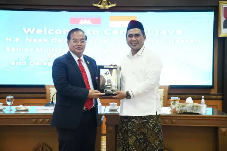 Kamboja - Pemprov Jateng Jajaki Kolaborasi Sektor Pendidikan Hingga Pertanian