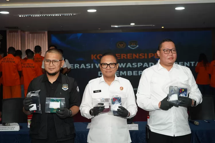 Operasi Wirawaspada dan Pertambangan, Imigrasi Amankan 220 WNA Diduga Melanggar Izin Tinggal