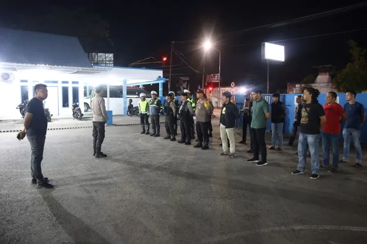 Personel Porles Bulukumba melaksanakan apel sebelum melakukan patroli jelang Nataru dan Pemilu 2024.