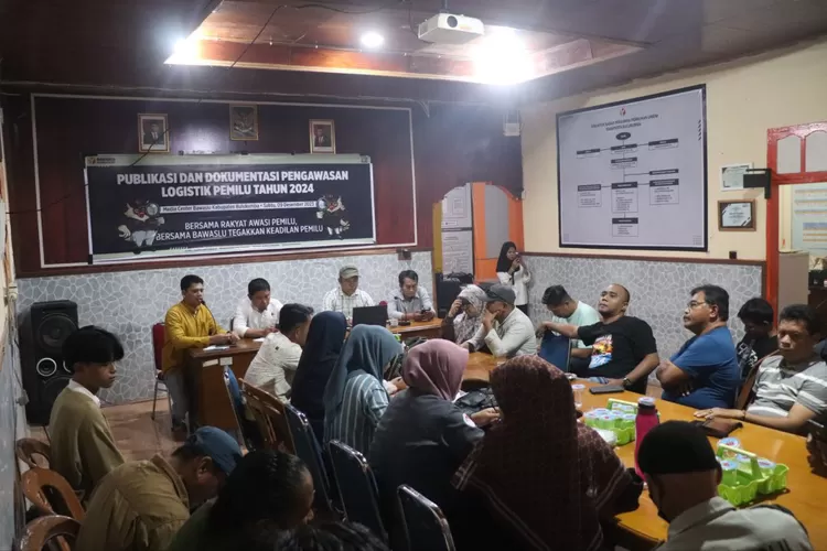 Bawaslu Bulukumba memaksimalkan pengawasan pengadaan dan pendisitribusian logistik Pemilu 2024.