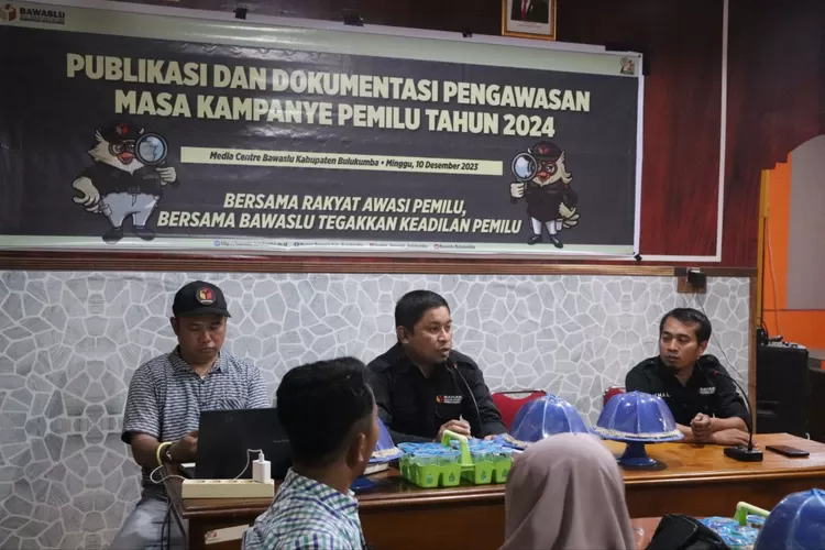 Bawaslu Bulukumba ingatkan peserta pemilu untuk taat aturan kampanye.