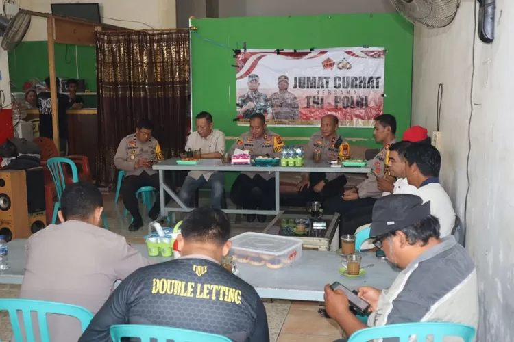 Jumat Curhat. Kapolres Bulukumba AKBP Supriyanto berpamitan usai mendapat mutasi.