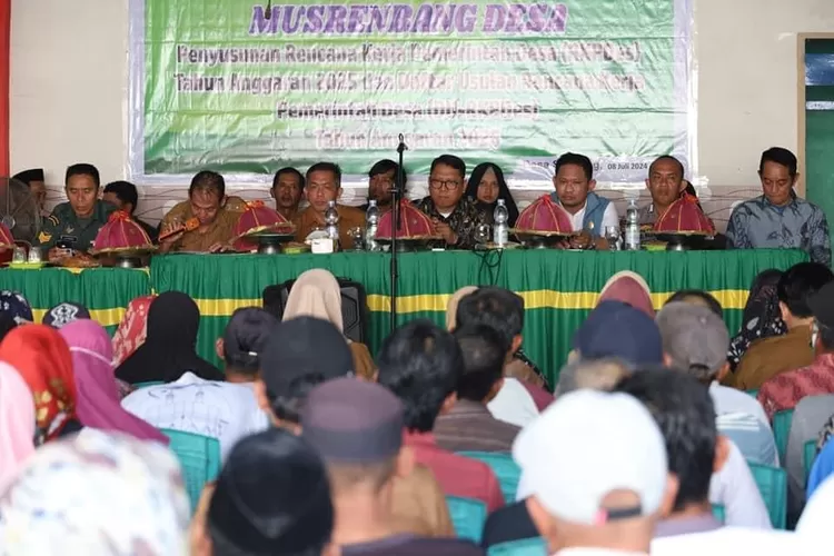 Komisi B DPRD Kabupaten Bulukumba hadiri Musrenbang di Desa Seppang