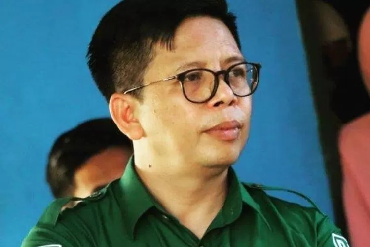 Dewan Syuro PKB Bulukumba, Tomy Satria Yulianto (1ST)