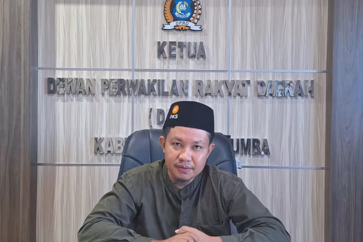 Dr Supriadi, Ketua DPRD Bulukumba Sementara  (1ST)