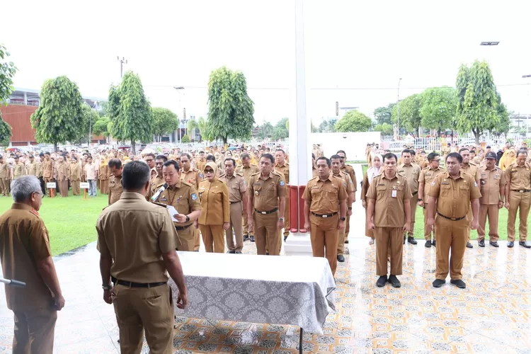 Dihadapan Bupati Bulukumba, Kepala OPD siap mundur jika tak capai target kinerja.  (Humas Pemkab Bulukumba )