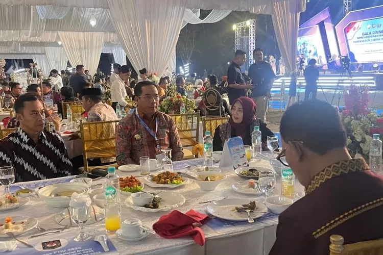 Bupati Sinjai Hj Ratnawati Arif hadiri gala dinner Rakornas PHD 2025 di Sulawesi Tenggara. (Humas Pemkab Sinjai)