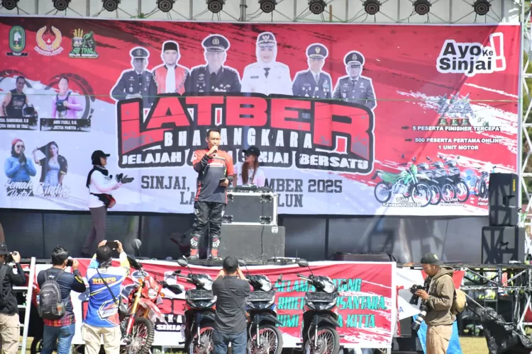 Wakil Bupati Sinjai, Andi Mahyanto Mazda buka Latber Bhayangkara. (Humas Pemkab Sinjai)