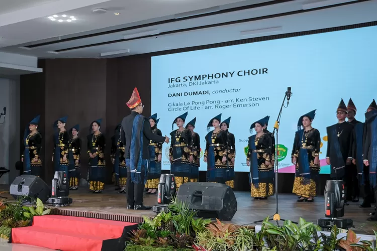 IFG Symphony Choir meraih Gold Medal dalam ajang Nusantara International Choir Folk Festival (NICFF) 2025.