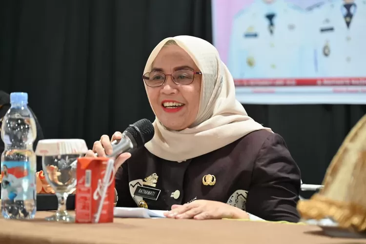 Bupati Sinjai Hj Ratnawati Arif.