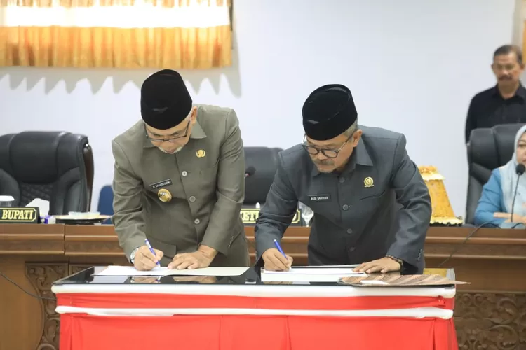 Pemda dan DPRD Bantaeng sepakati Perubahan APBD 2025.