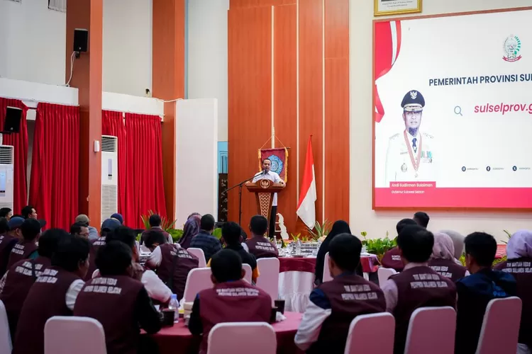 Gubernur Sulsel Andi Sudirman Sulaiman apresiasi tim medis yang membantu korban bencana di Aceh. 