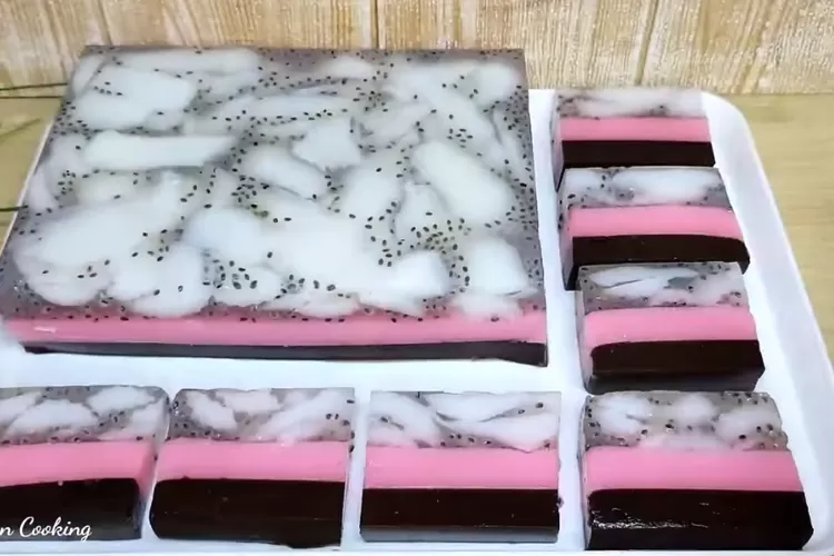 Resep Puding Enak Berlapis Yang Lembut Ide Jualan Cemilan Dengan Modal