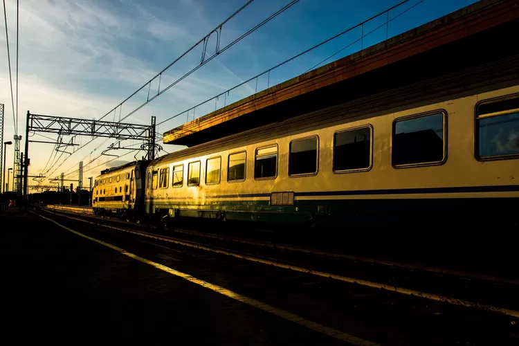 Foto Ilustrasi - Studi kelayakan proyek kereta api Trans Borneo ditarget selesai pada kuartal ketiga atau akhir 2026. 