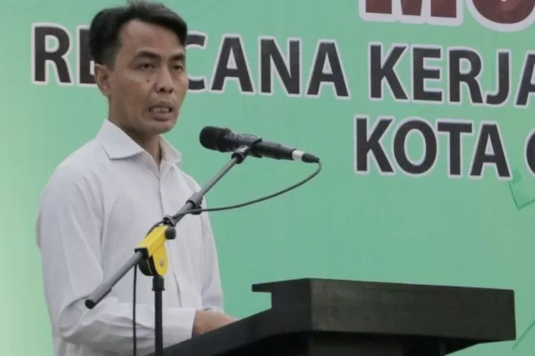 Ketua DPRD Kota Cirebon Ruri Tri Lesmana
