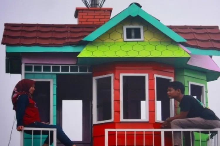 Tempat wisata cai pinus Kuningan  (Instagram / @pondok_pinus)