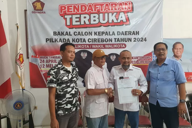 Heru Cahyono resmi mendaftar sebagai bacawalkot Cirebon lewat Gerindra.