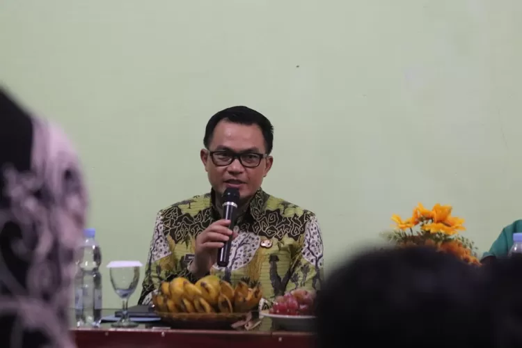 Pj Bupati Cirebon Sambut Baik Bantuan Jalan Usaha Untuk Petani