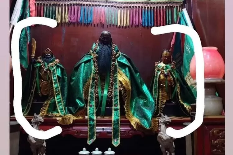 Dua Rupang Dewa yang hilang di Klenteng Tiao Kak Sie