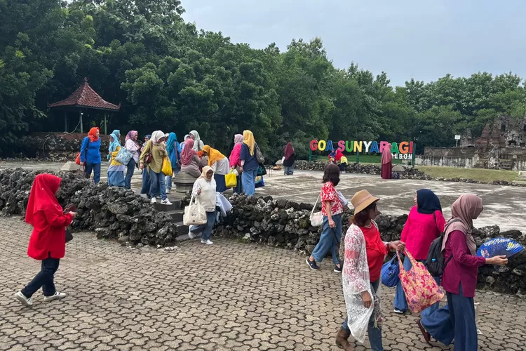 Goa Sunyarai ramai dikunjungi wisatawan