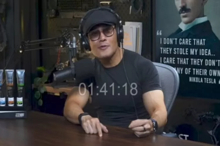 Deddy Corbuzier berbicara soal hukum di Indonesia (tangkapan layar YouTube Deddy Corbuzier)  &nbsp;