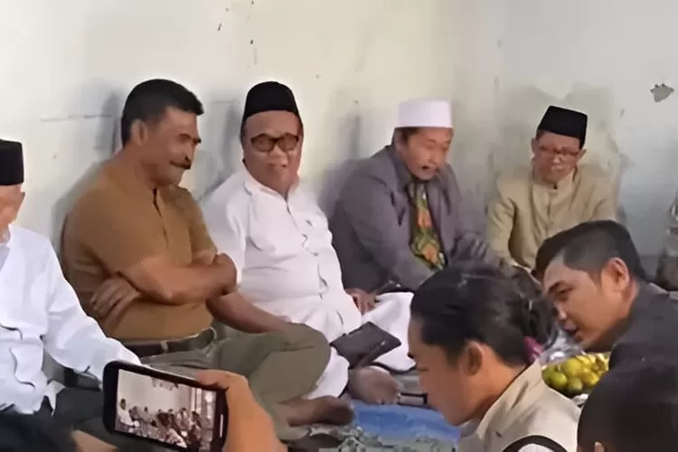 Guru madin (&copy;@fakta.indo)