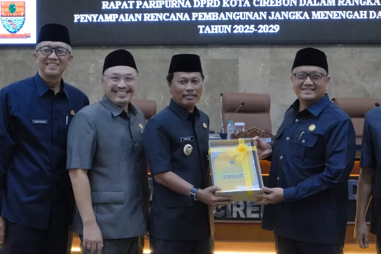 Wali Kota Cirebon samaikam RPJMD 2025&ndash;2029  &nbsp;