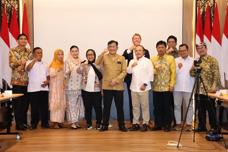 Pemkot Cirebon Tandatangani MoU SCLSC