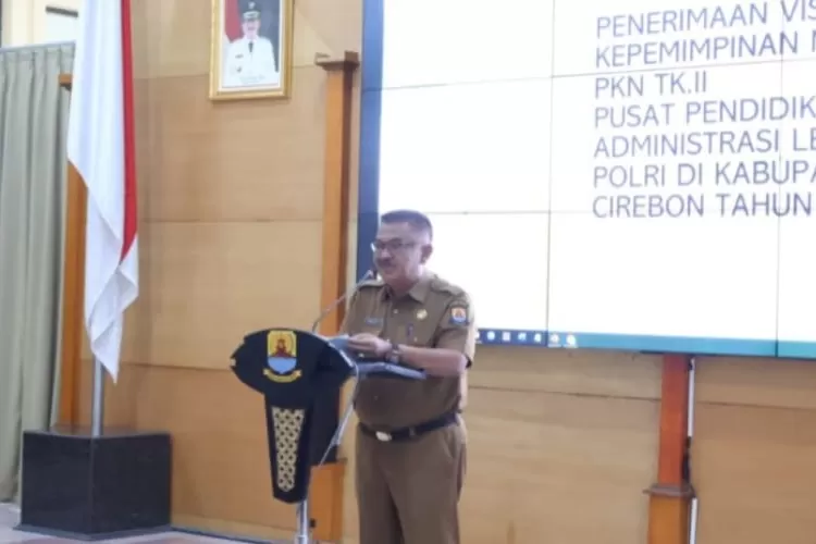 Hendra Nirmala Selaku Sekda mewakili Bupati Cirebon Imron Rosyadi, mengapresiasi dipilihnya Kabupaten Cirebon sebagai lokus visitasi kepemimpinan nasional  &nbsp;