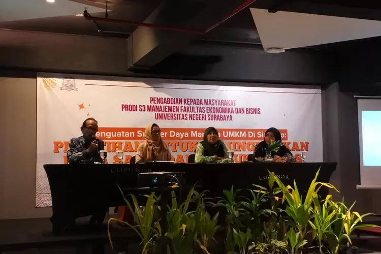 Pelatihan UMKM dari Program Studi S3 Manajemen, Fakultas Ekonomika dan Bisnis (FEB) Universitas Negeri Surabaya (UNESA). 